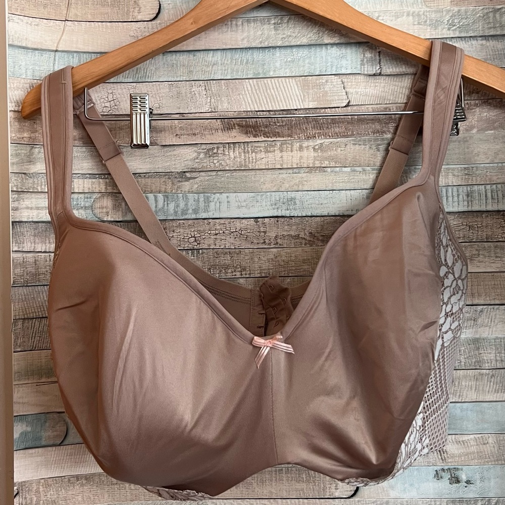 Cacique Bra NEW no tags 40H